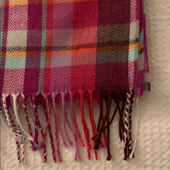 Scarf - Picture 3 of 3